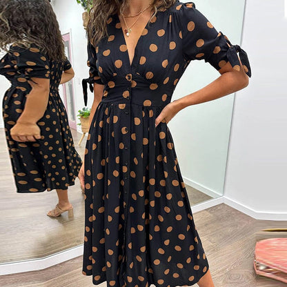 💃Prikket kjole med dyp V-utringning