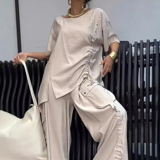 Todelt dress for kvinner med t-skjorte med rund hals og bukse