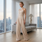 Elegant jumpsuit med kryssende halterneck