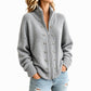 Damen-Strickjacke mit Stehkragen und Doppelknopfleiste